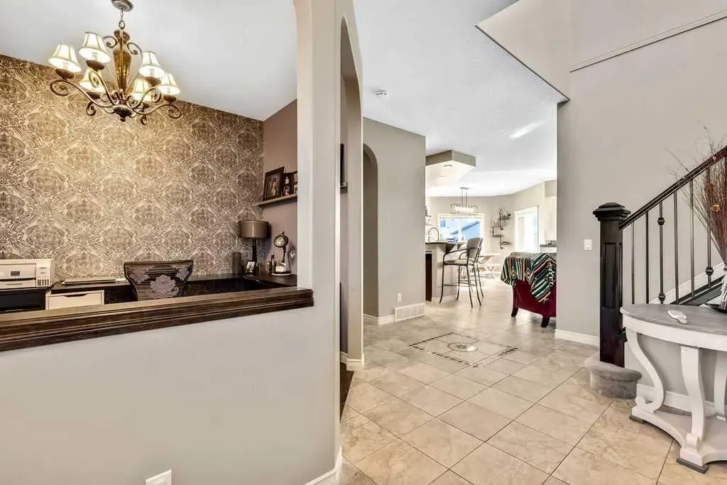 30 Drake Landing Road