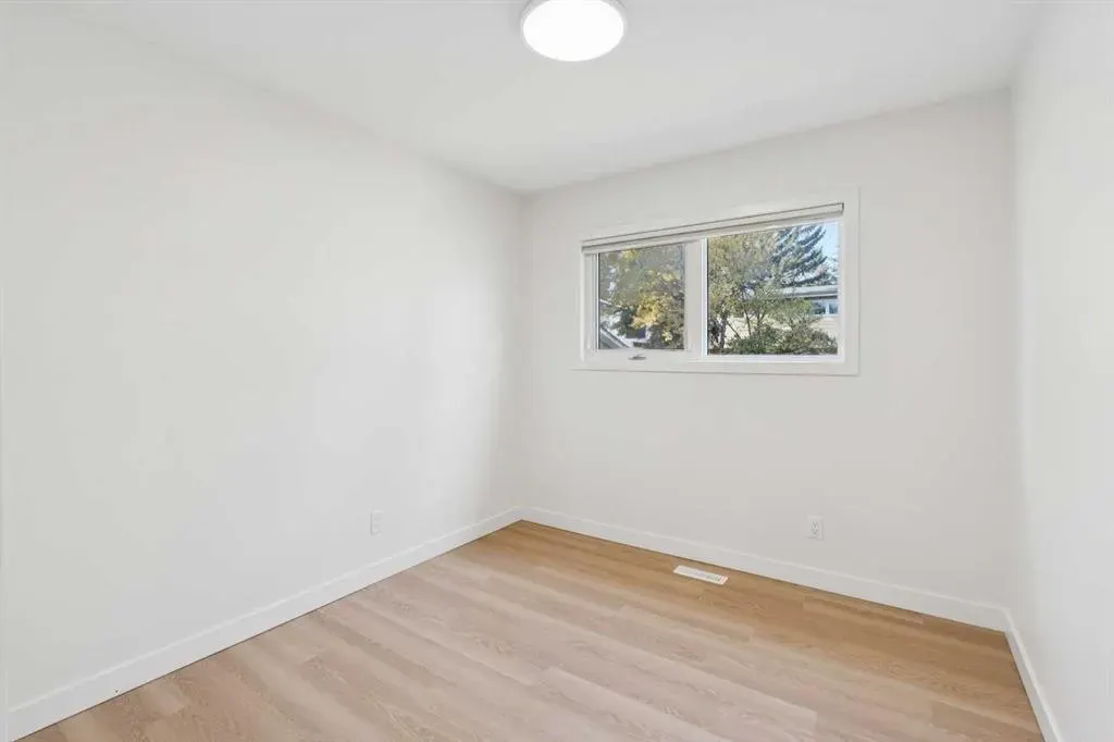 9607 Oakhill Drive SW