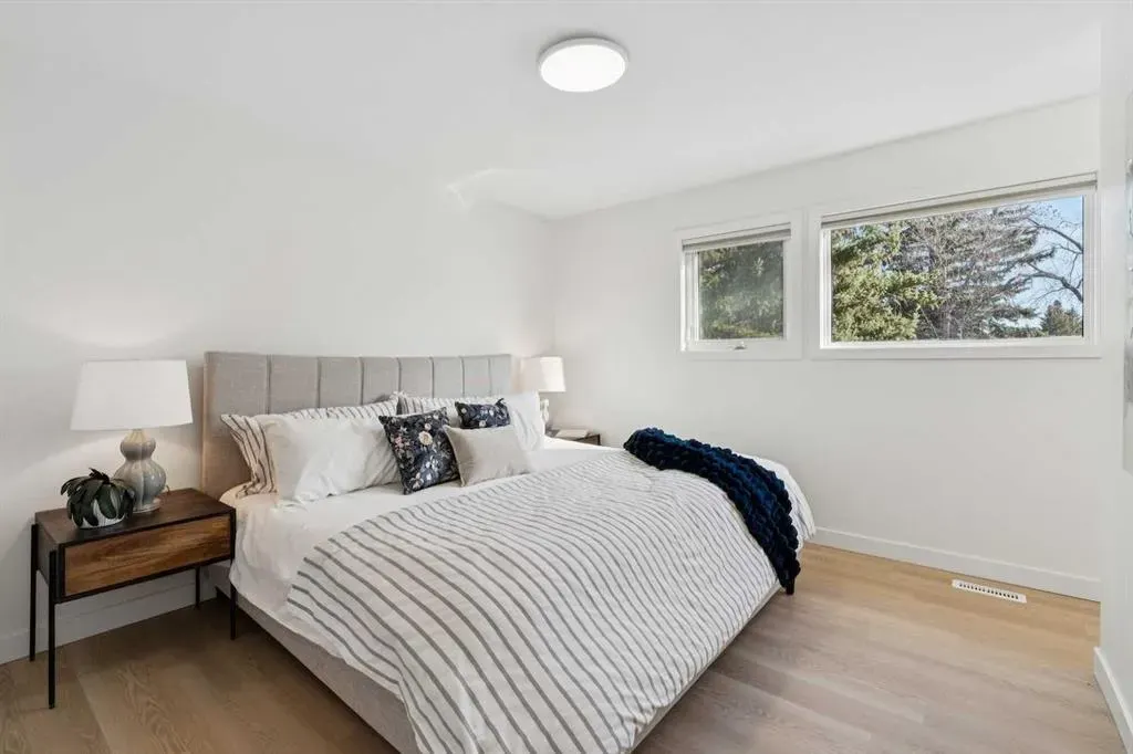 9607 Oakhill Drive SW