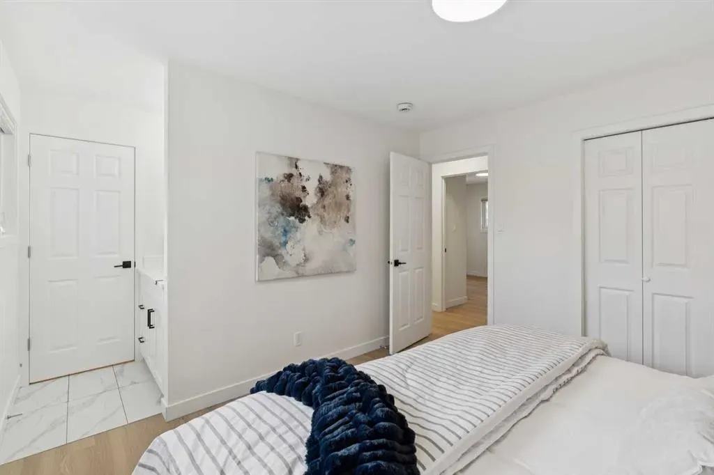 9607 Oakhill Drive SW