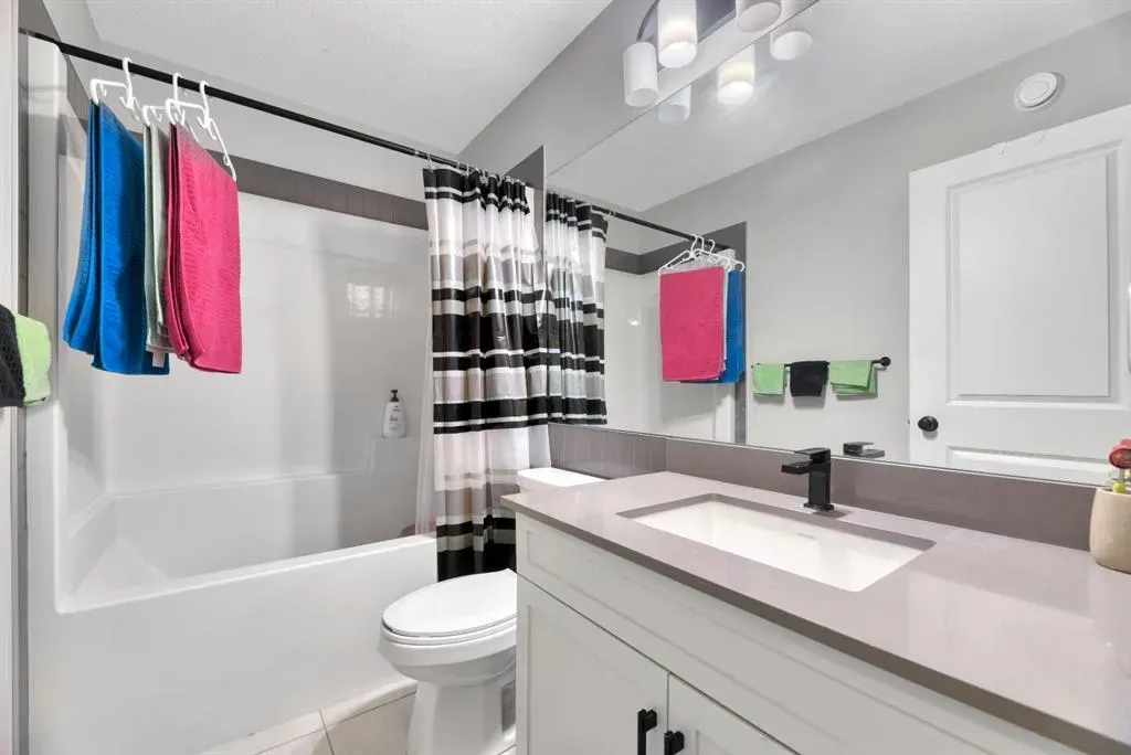 15 Creekside Grove SW