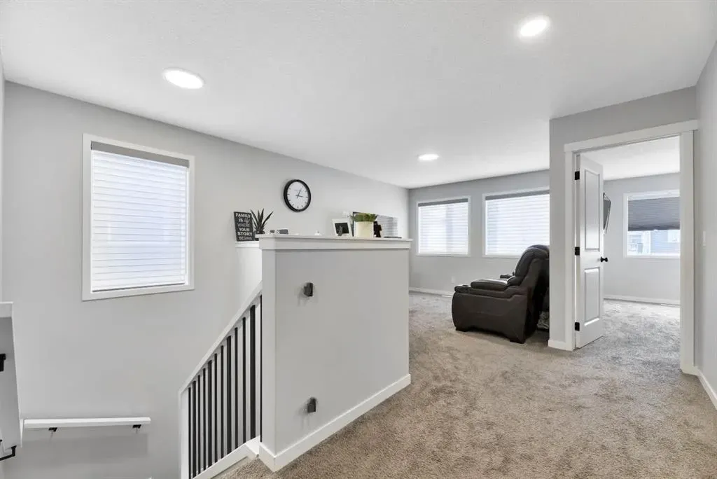 15 Creekside Grove SW