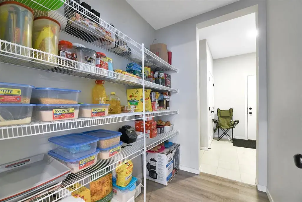 15 Creekside Grove SW