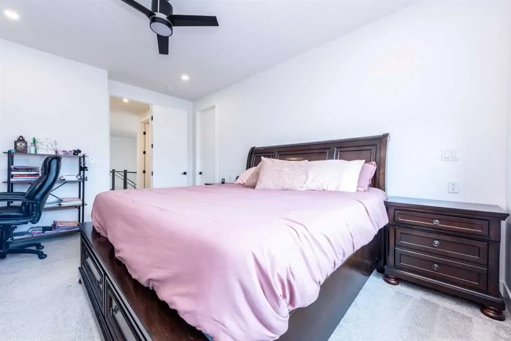 53 Hampstead Mews NW