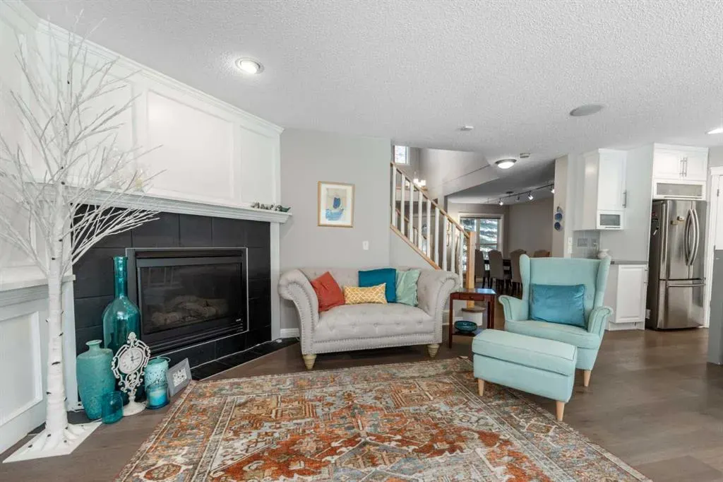 190 Everstone Drive SW