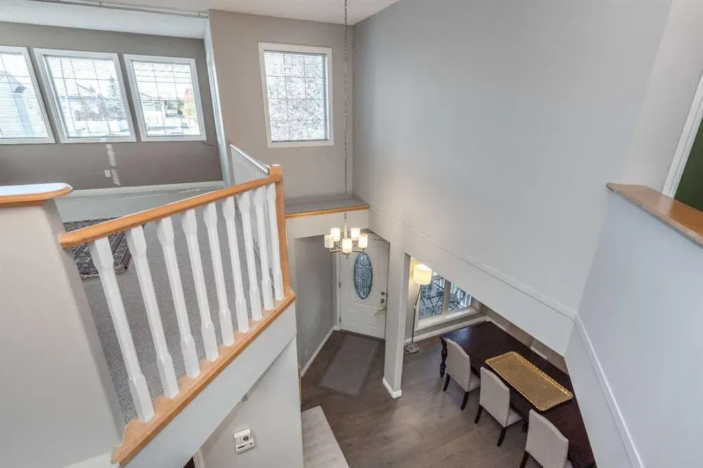 190 Everstone Drive SW