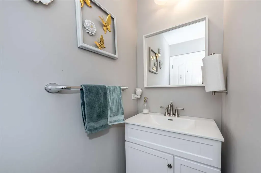 190 Everstone Drive SW