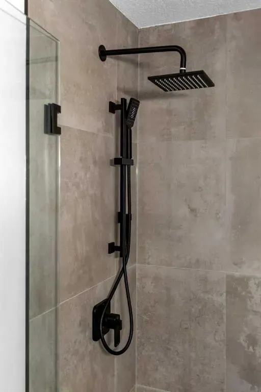 23 Glamis Drive SW, #64