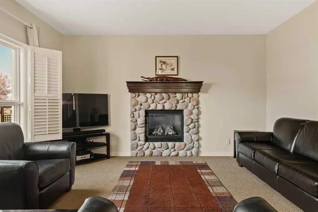 42 Drake Landing Drive