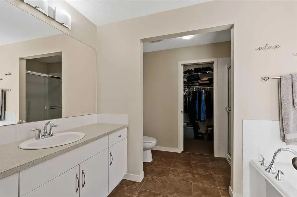 42 Drake Landing Drive