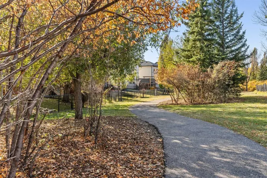 42 Drake Landing Drive