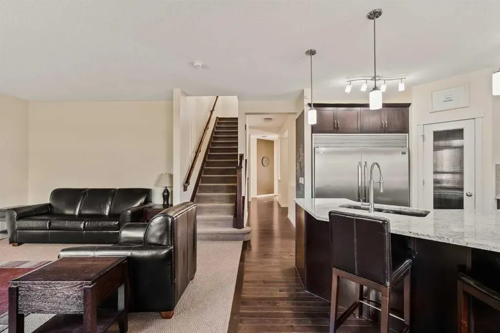 42 Drake Landing Drive