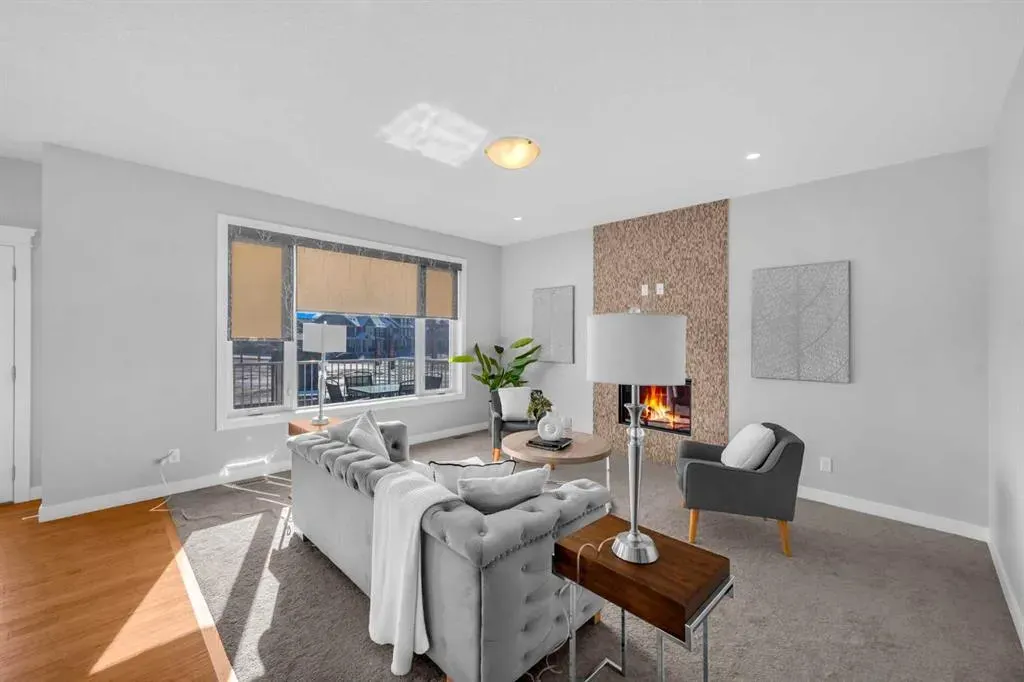 660 Reynolds Crescent SW