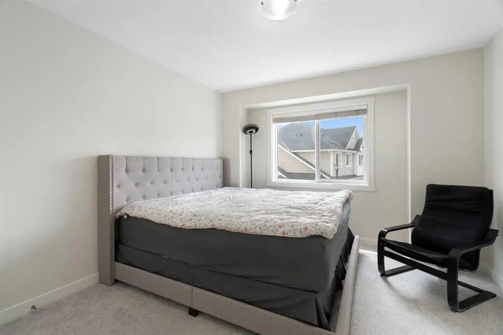 240 Copperleaf Way SE