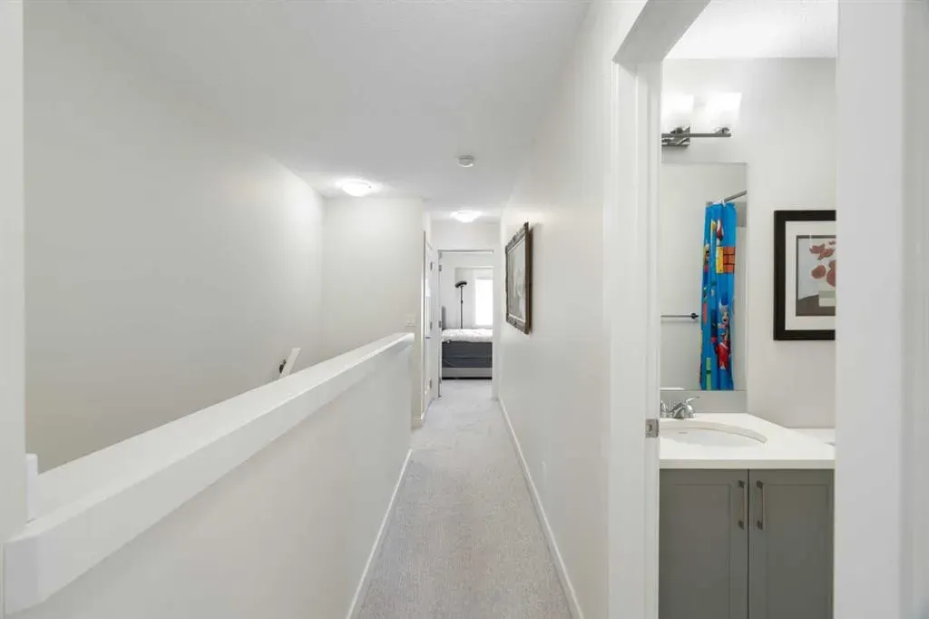 240 Copperleaf Way SE