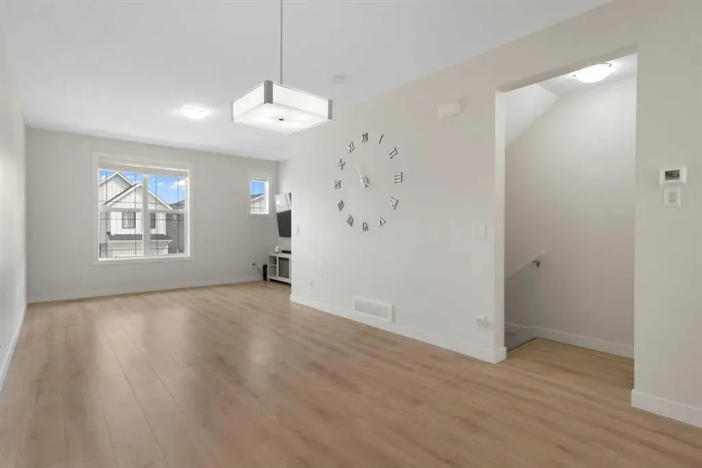 240 Copperleaf Way SE