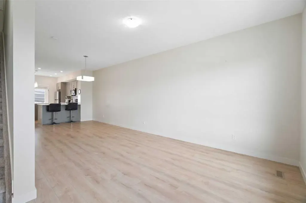 240 Copperleaf Way SE