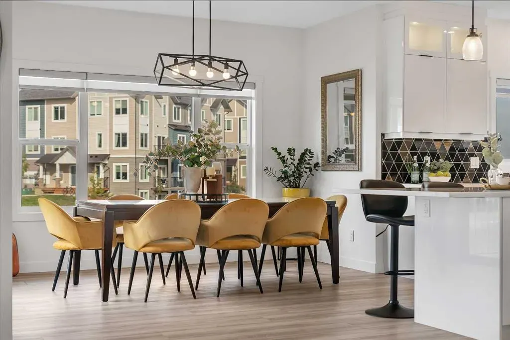 1315 Bayside Drive SW