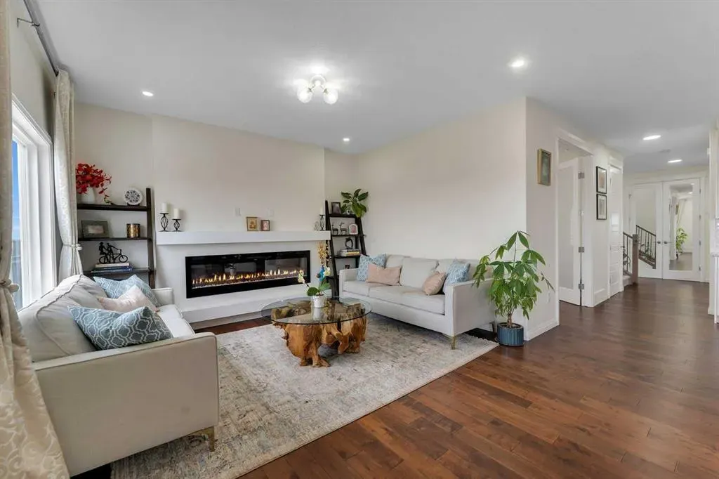 838 Edgefield Street