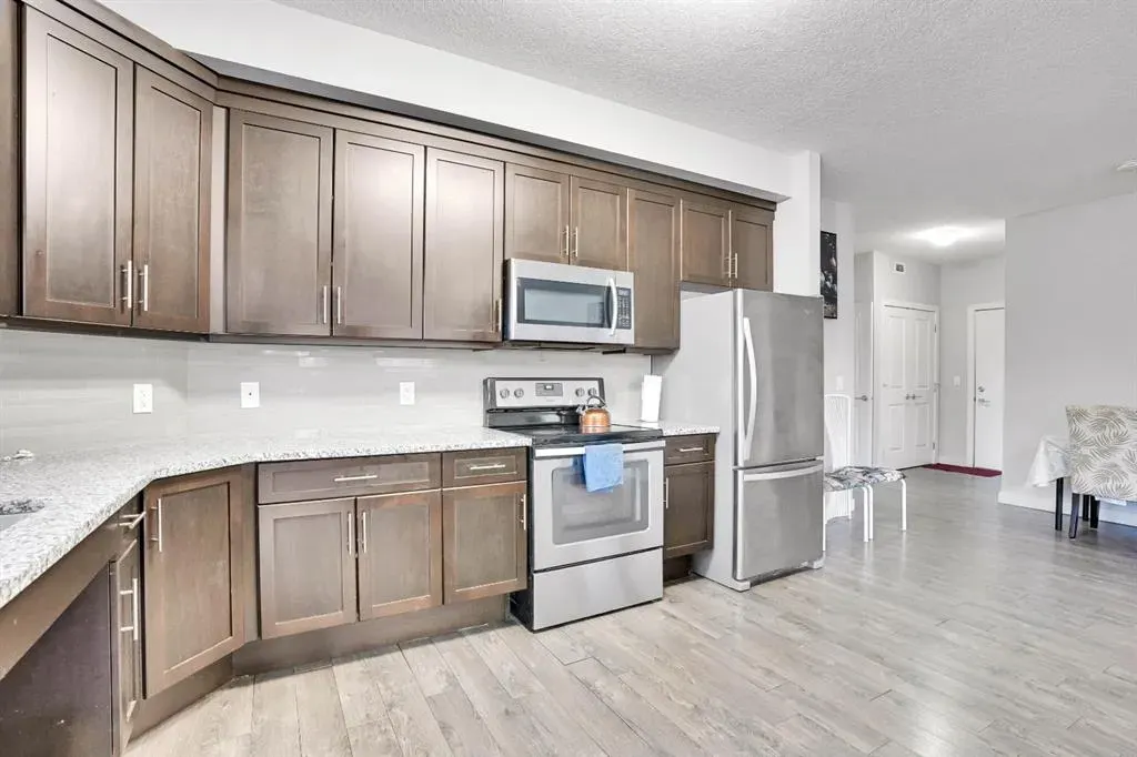 3 Taracove Estate Drive NE, #102