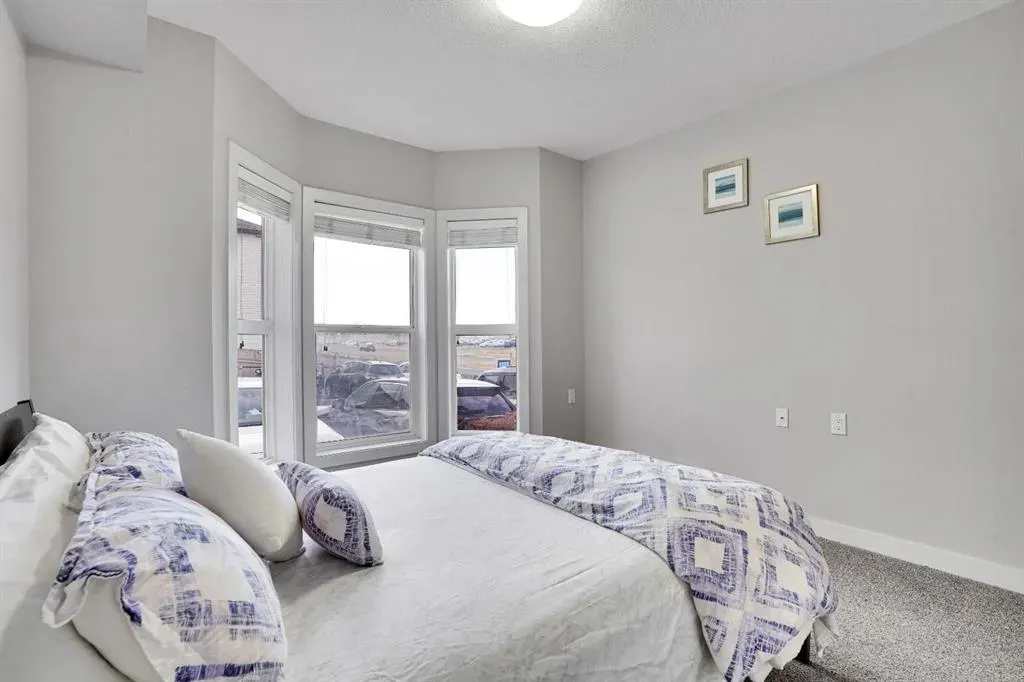 3 Taracove Estate Drive NE, #102