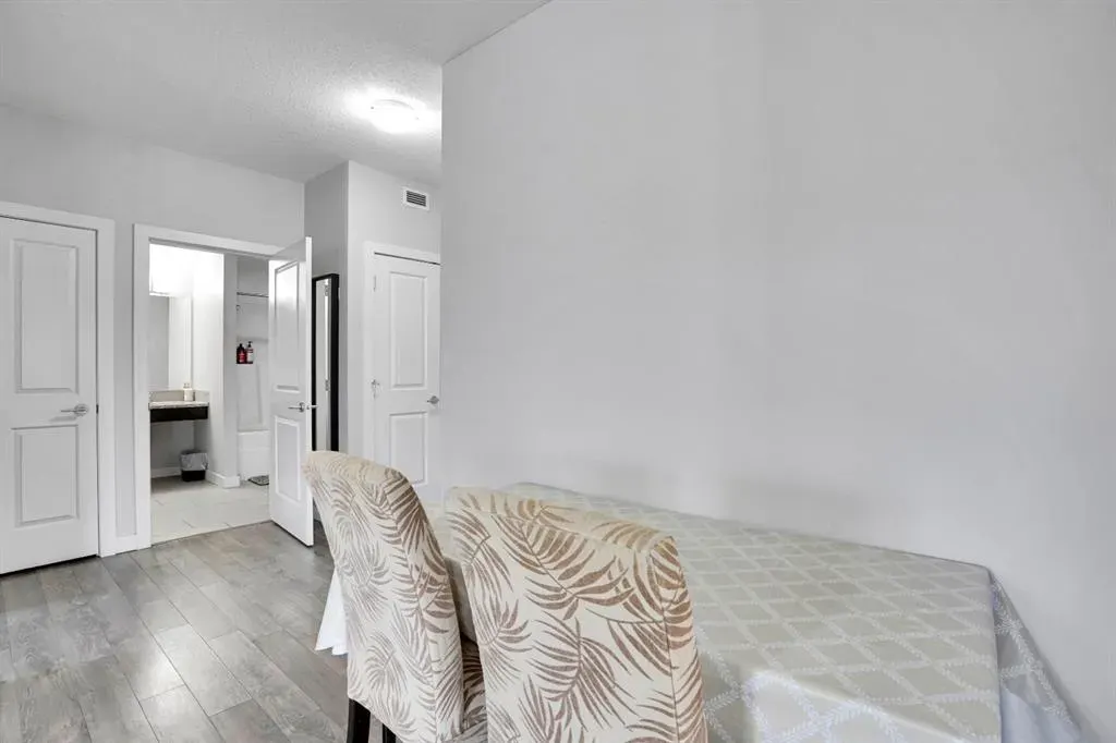 3 Taracove Estate Drive NE, #102