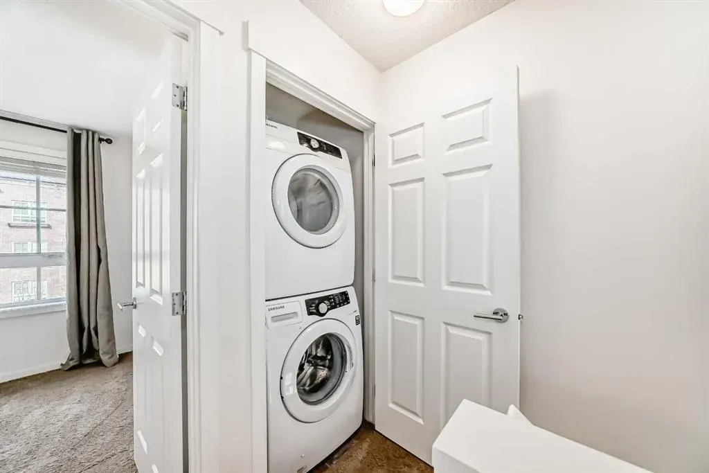 227 Copperpond Common SE