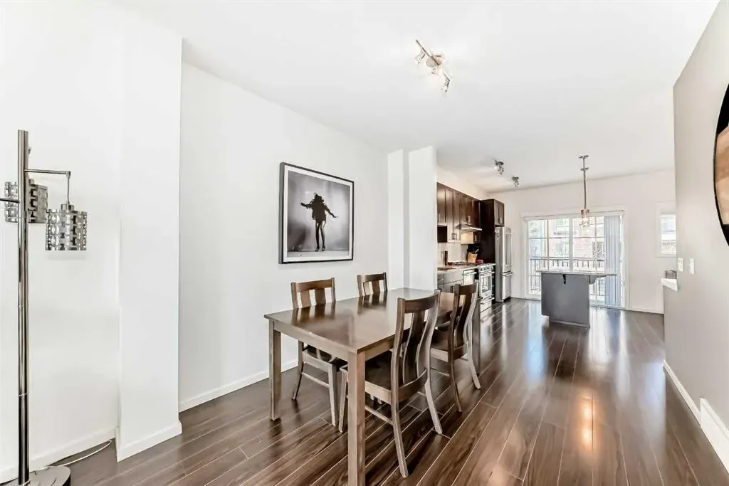 227 Copperpond Common SE