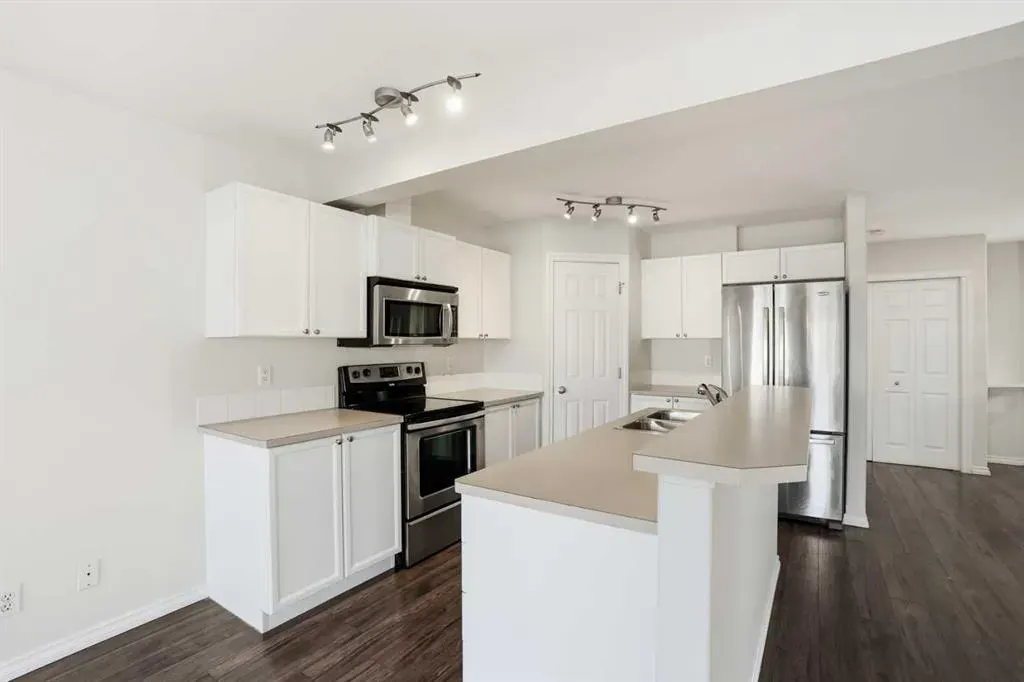 31 Citadel Estates Manor NW