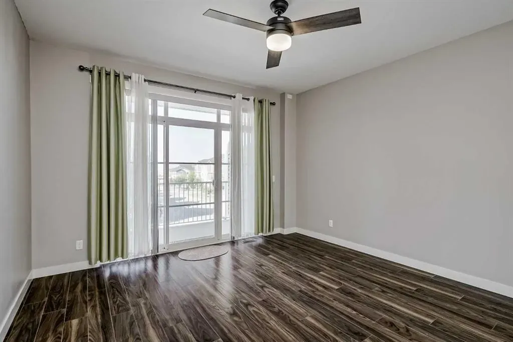 108 Redstone View NE