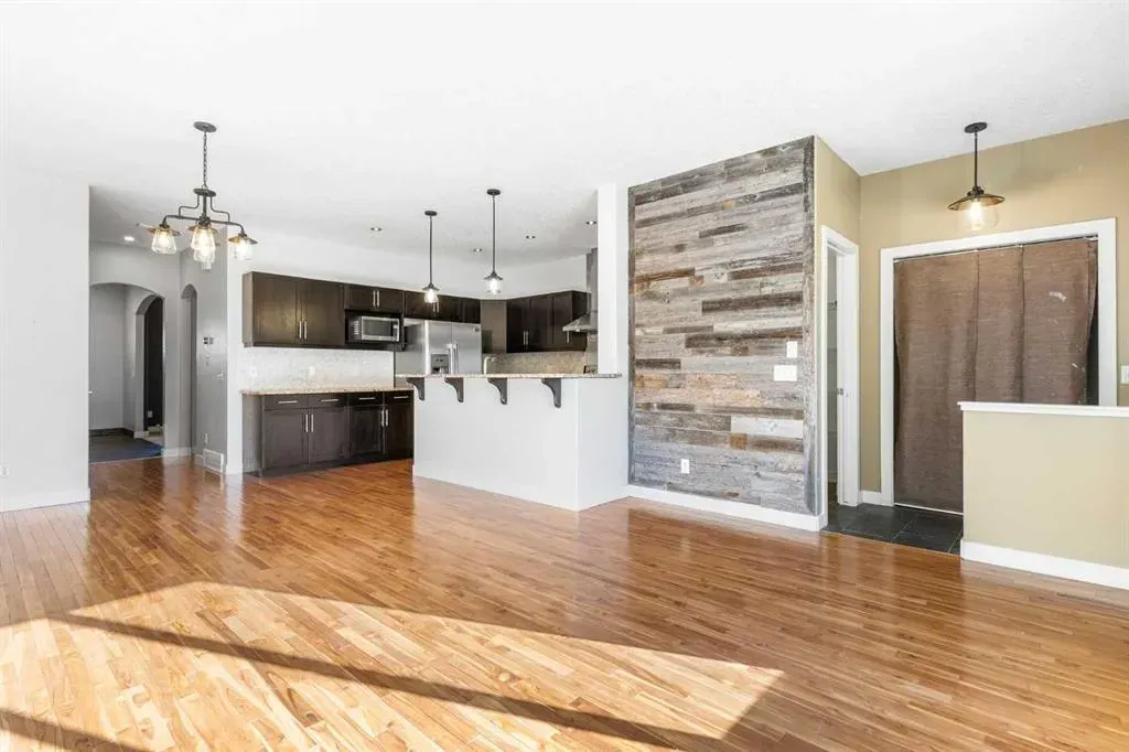 187 Baywater Rise SW