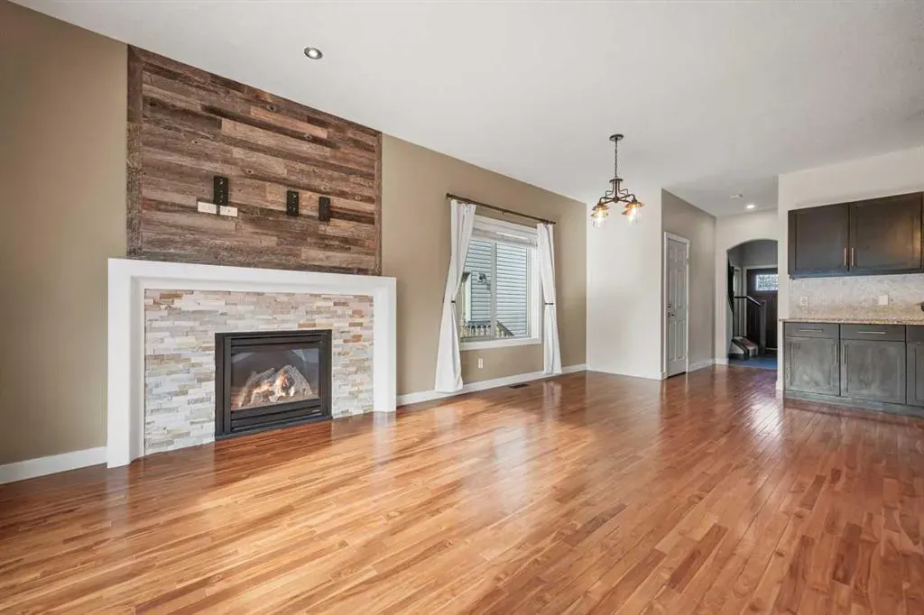 187 Baywater Rise SW