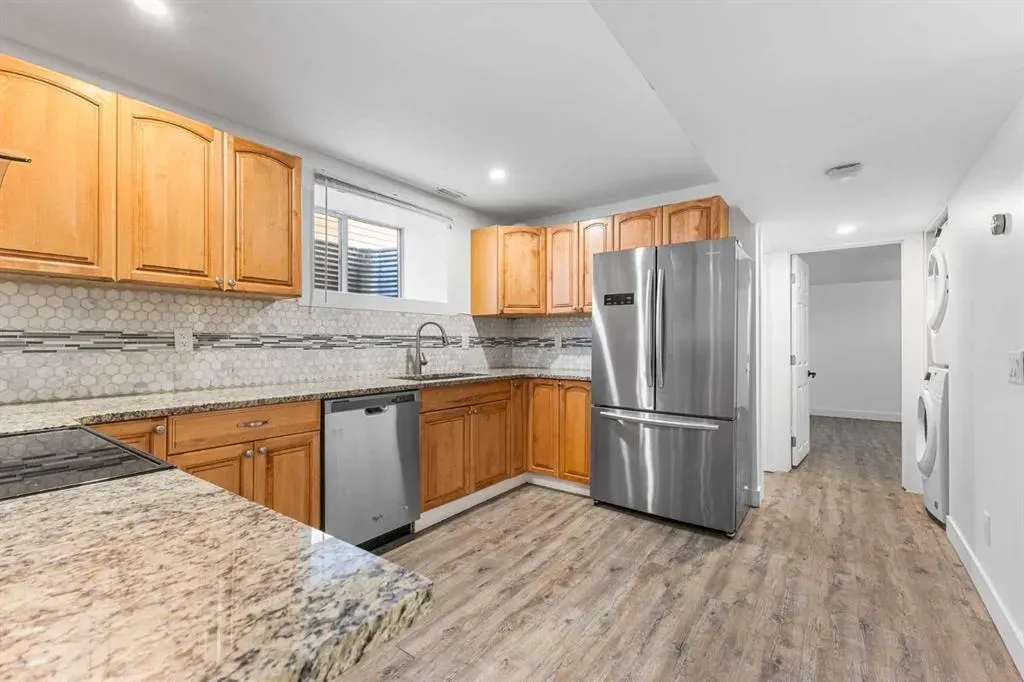 187 Baywater Rise SW