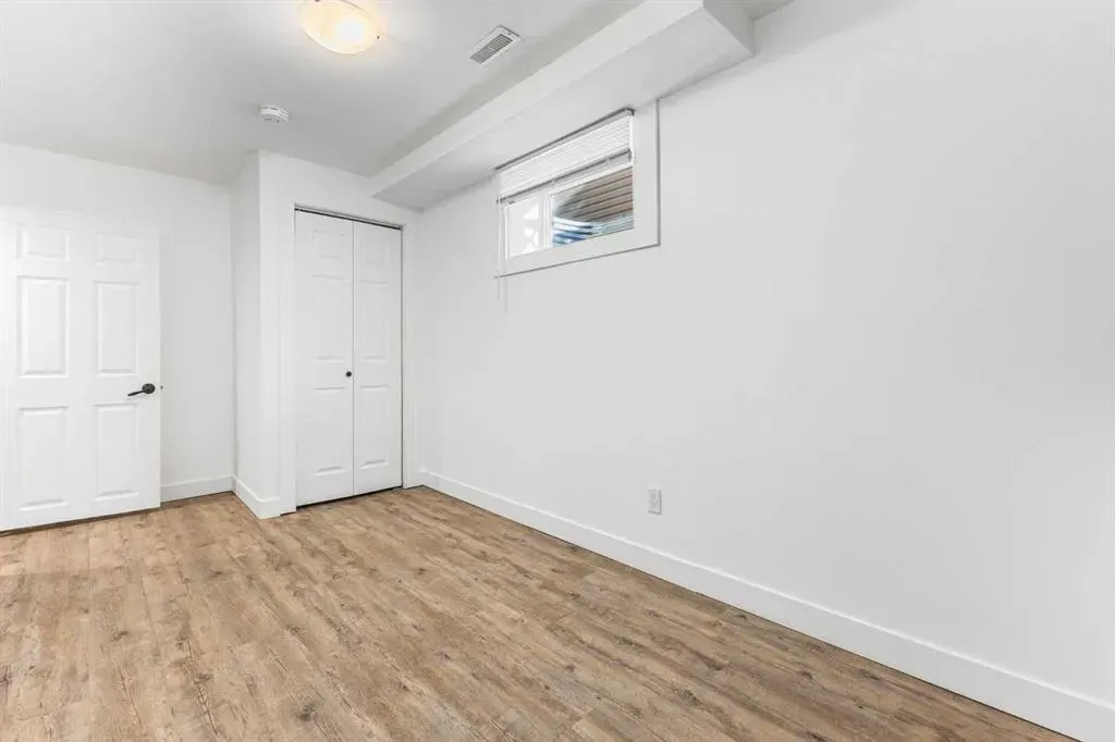 187 Baywater Rise SW