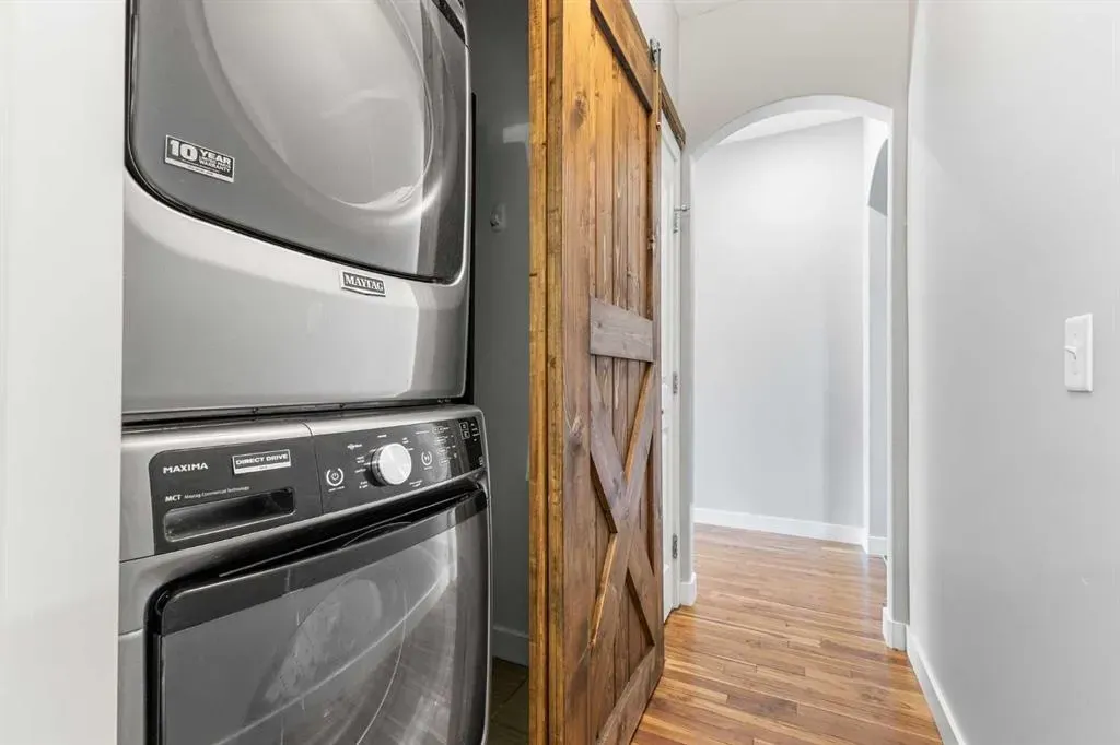 187 Baywater Rise SW