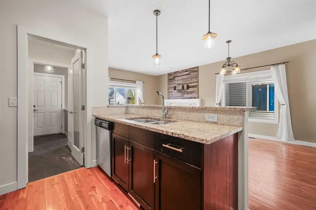 187 Baywater Rise SW