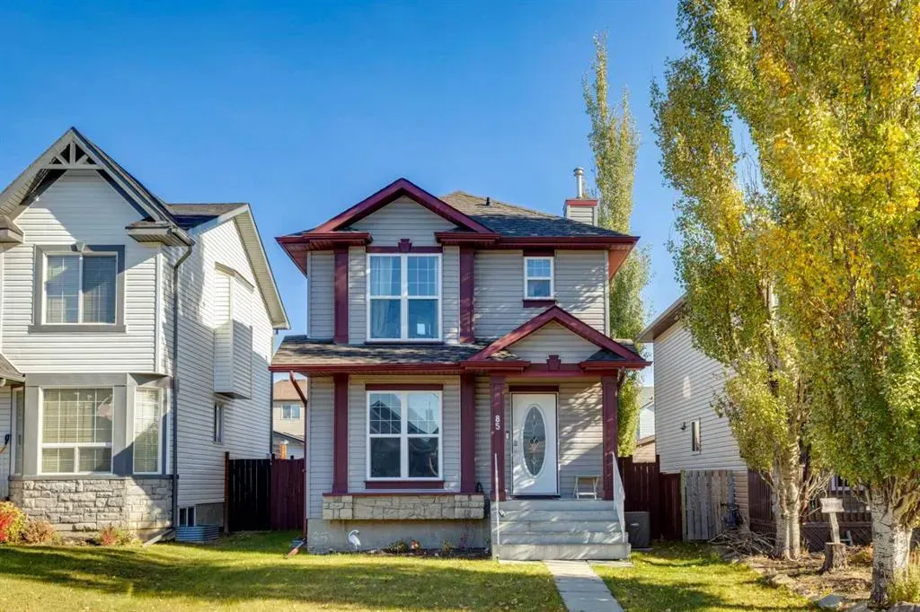 85 Crystal Shores Crescent