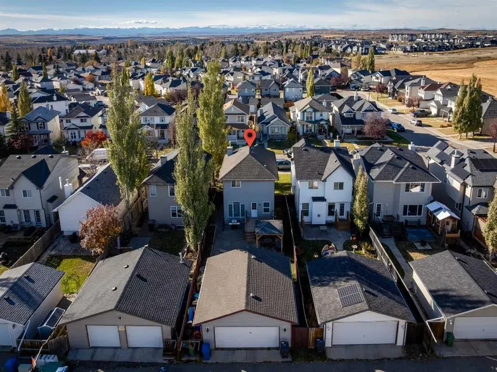 85 Crystal Shores Crescent