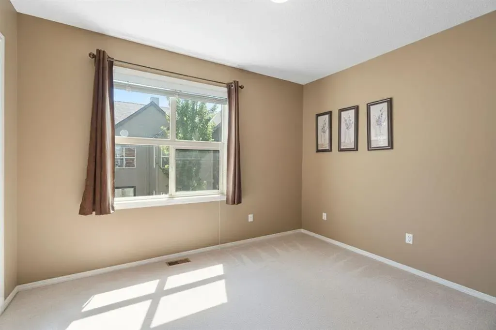 122 Bridlewood Lane SW