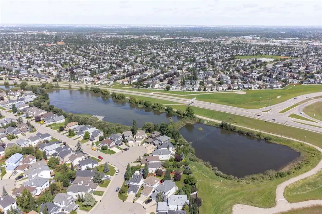 122 Bridlewood Lane SW