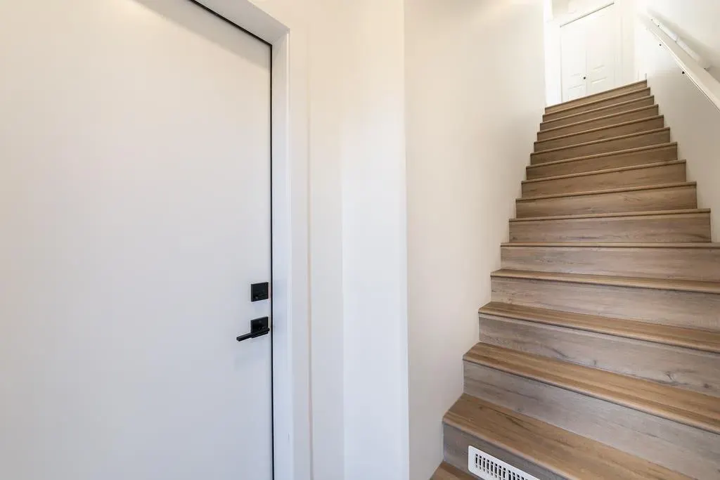 3616 41 B Avenue, #19