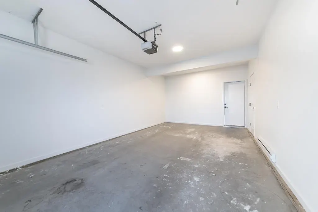 3616 41 B Avenue, #19