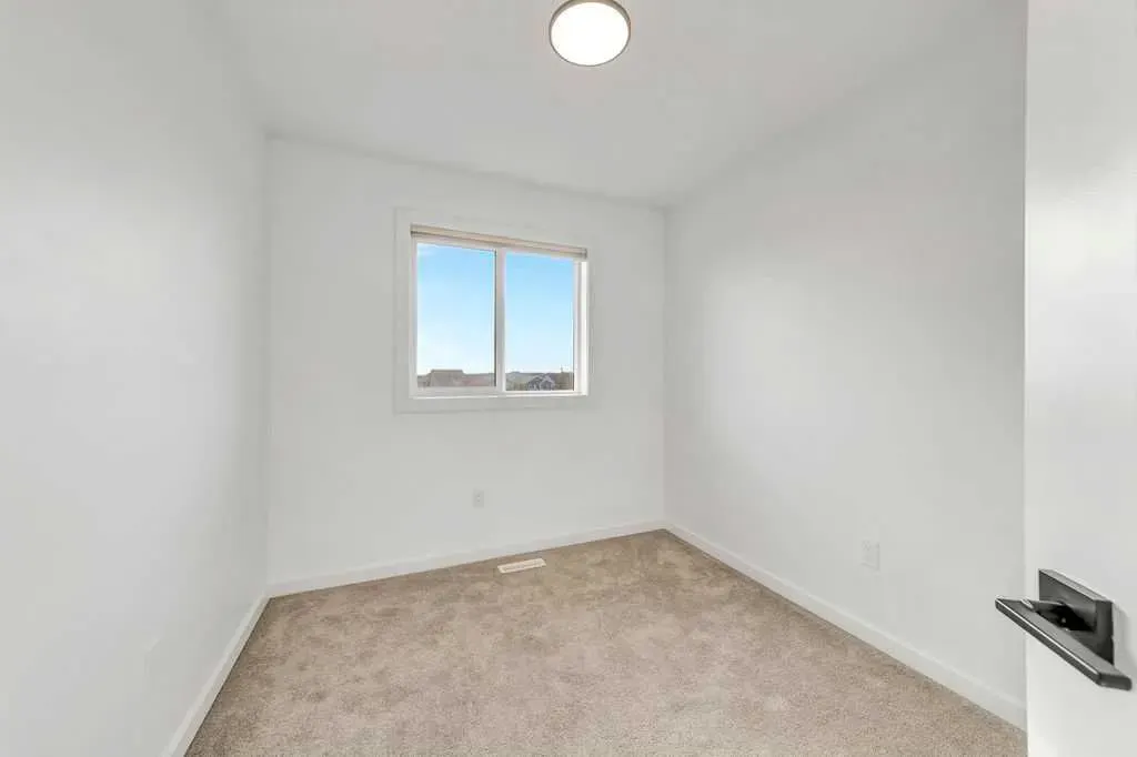 3616 41 B Avenue, #19