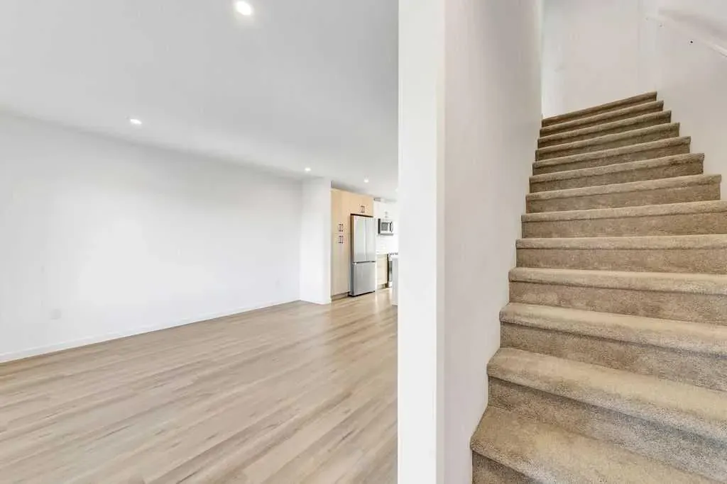 3616 41 B Avenue, #19