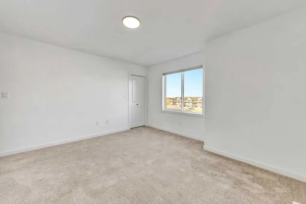 3616 41 B Avenue, #19