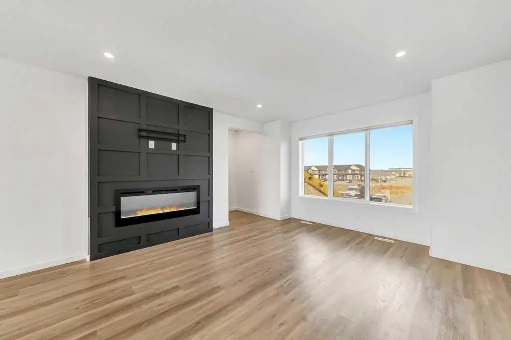 3616 41 B Avenue, #19