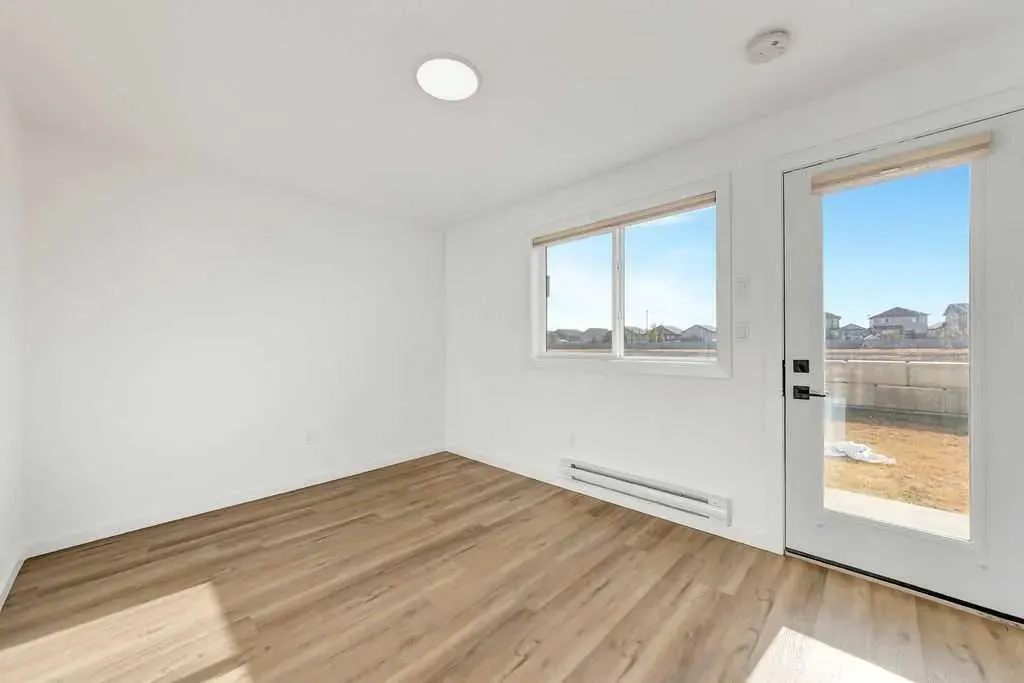 3616 41 B Avenue, #19