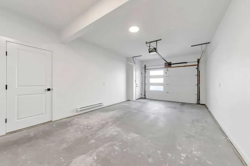 3616 41 B Avenue, #19