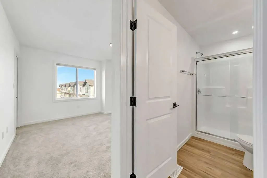 3616 41 B Avenue, #19