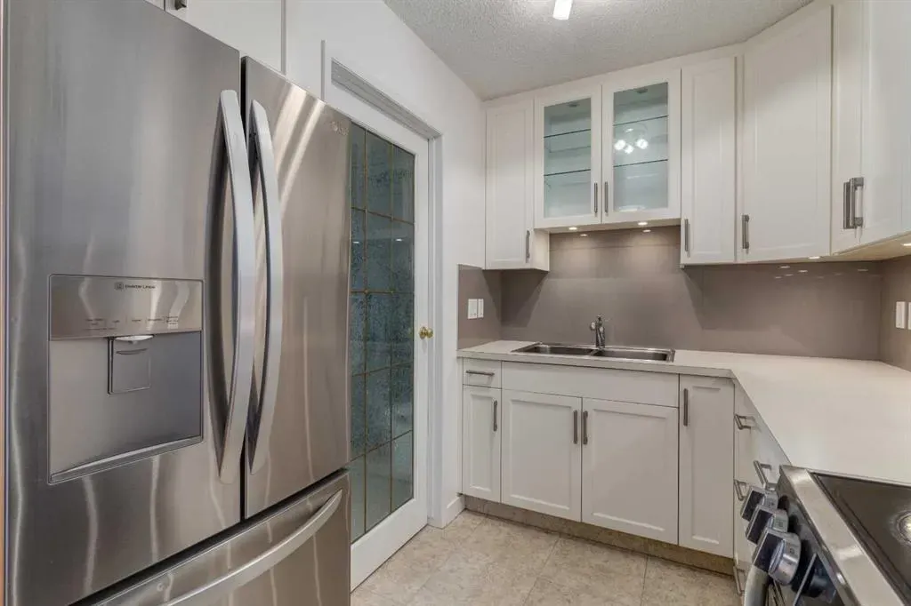 3500 Varsity Drive NW, #1601